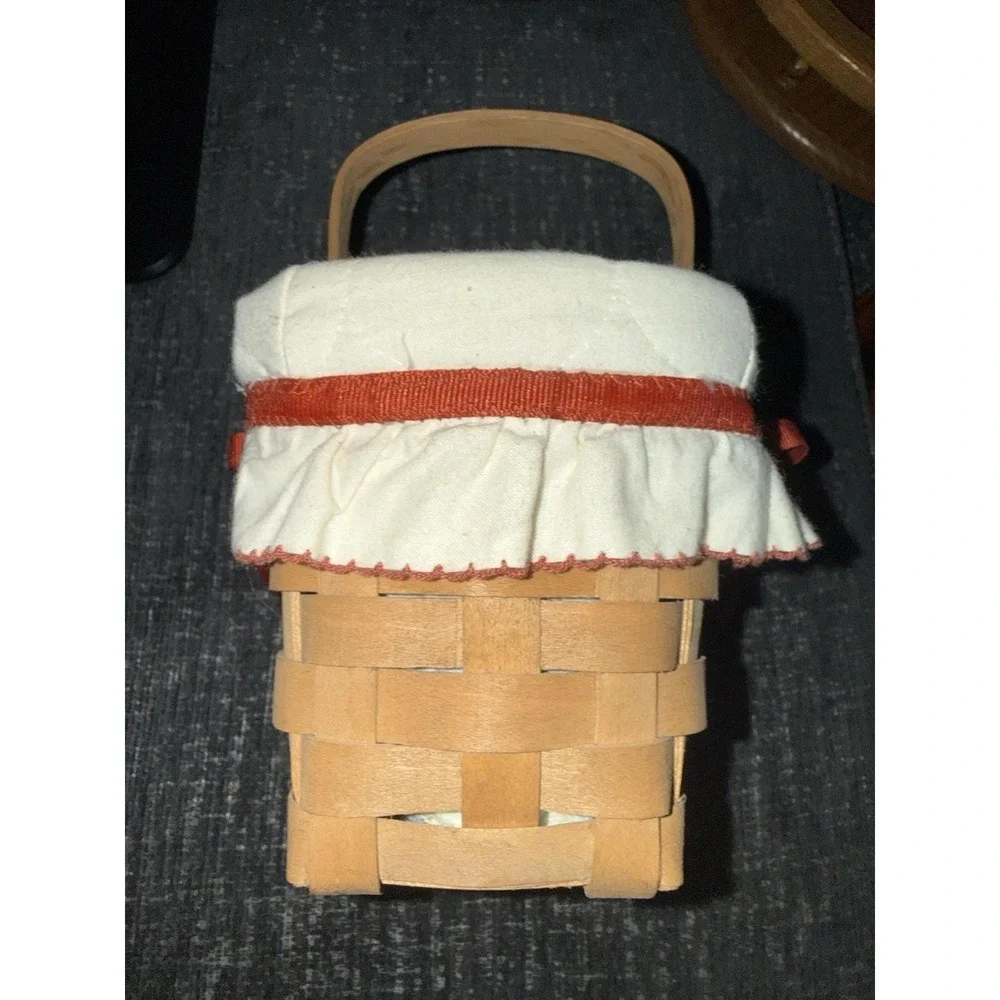 1986 Longaberger Basket – Red Bow Accent, Swing Handle - 9